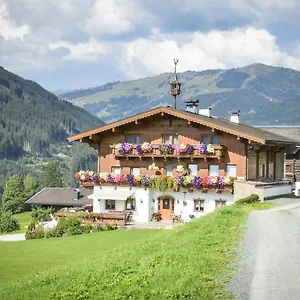 Woelflbauer Bed & Breakfast